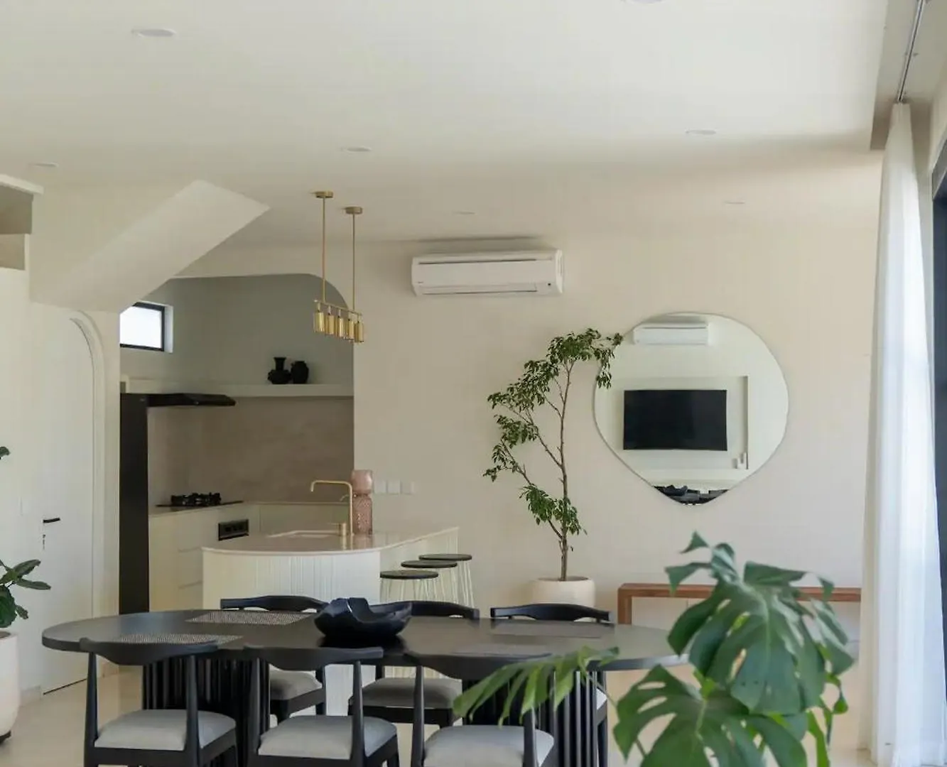 Casa Vay - Luxury Home With Rooftop In Bingin Badung  Indonesië