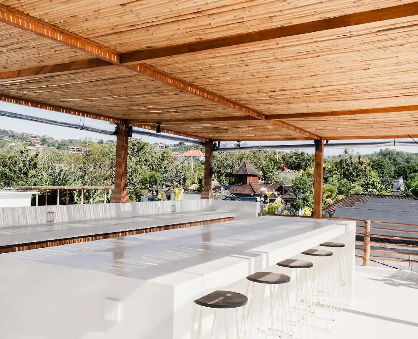 Casa Vay - Luxury Home With Rooftop In Bingin Badung  Villa